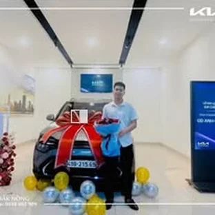 Kia Đắk Nông - Hoạt động giới thiệu xe và tư vấn trực tiếp.