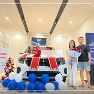 Kia Đắk Nông - Hoạt động hỗ trợ khách chọn xe tại Cư Jút.